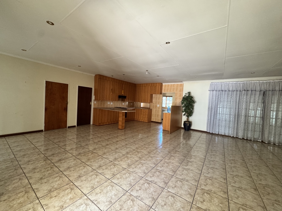 3 Bedroom Property for Sale in Wilkoppies North West